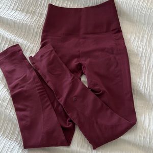 Lululemon compression leggings size 4